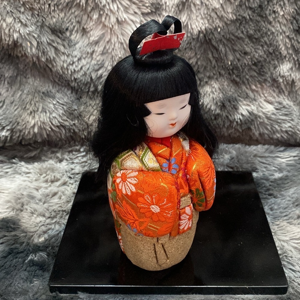 Traditional Japanese Doll with Orange Kimono - Picture 3 of 16